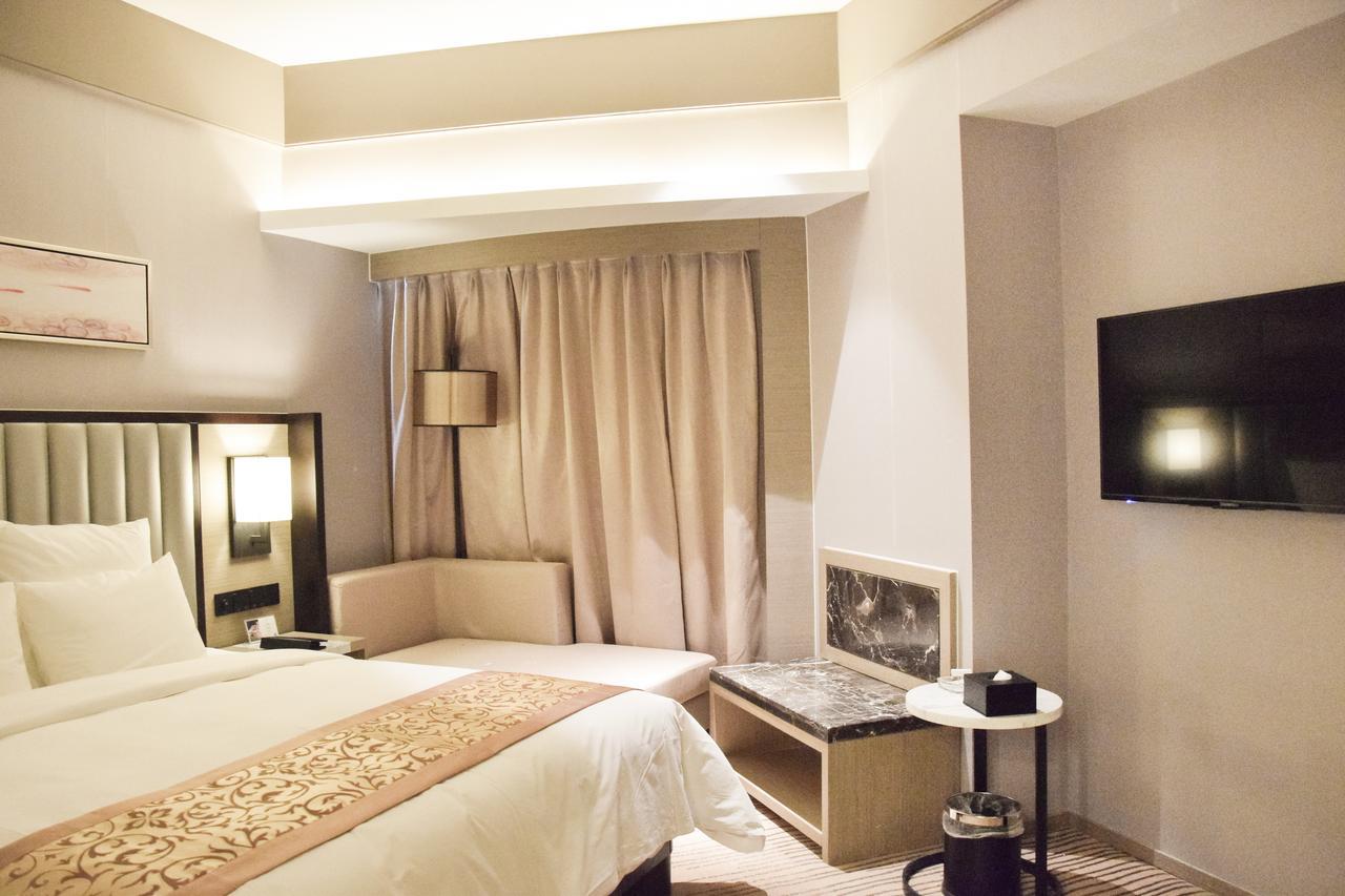 Rayfont Hotel Chengdu Longquanyi Bagian luar foto